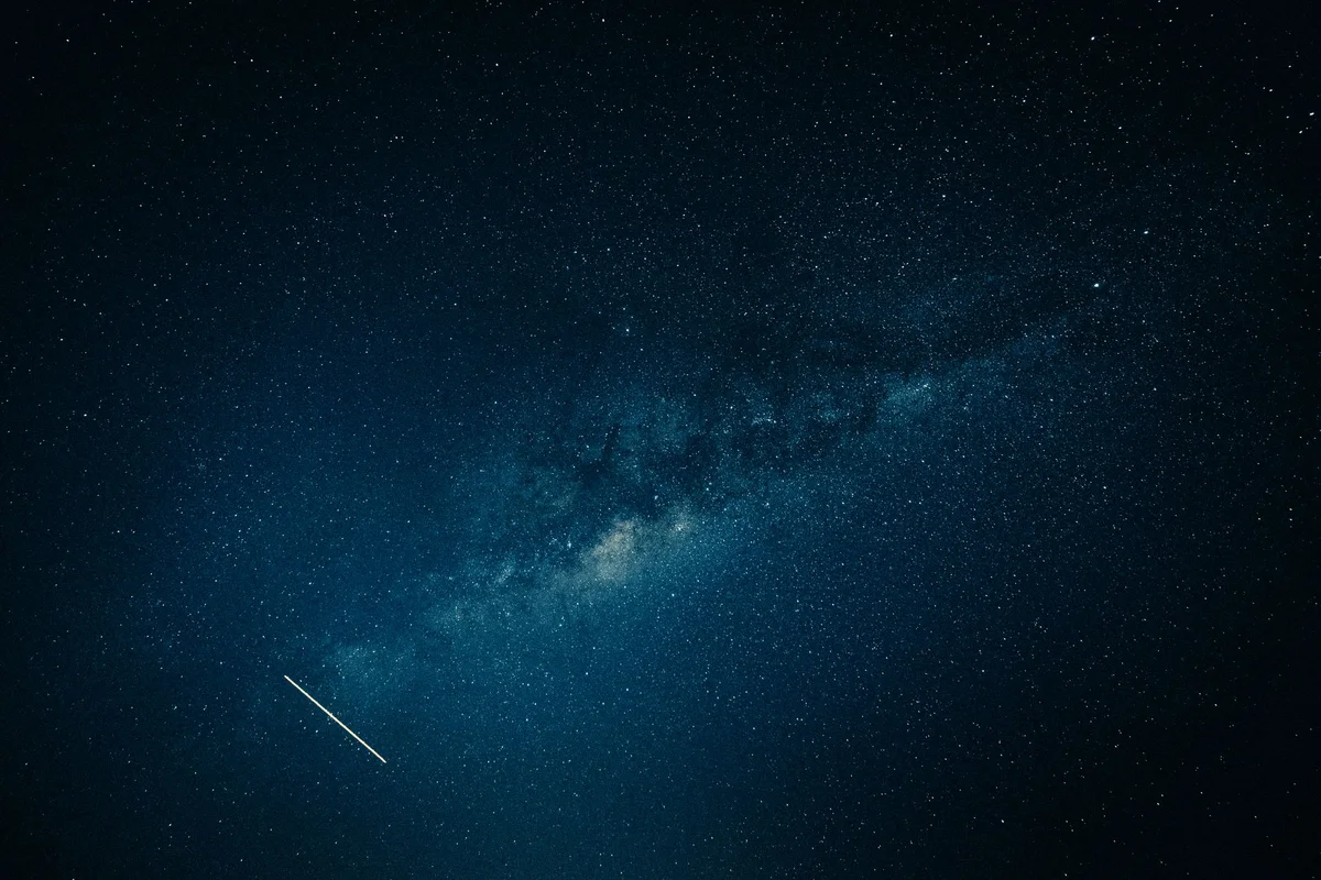 June 2026 Love and Relationships Horoscope: Embracing Connection